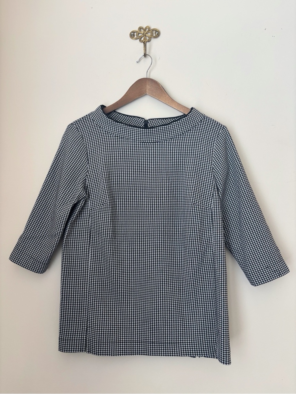Sara Campbell Boatneck Houndstooth Top Medium Classic Preppy